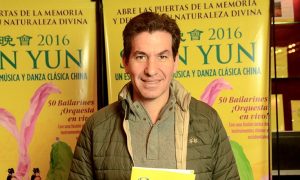 Faith and Peace Resonate With Argentinian VIPs