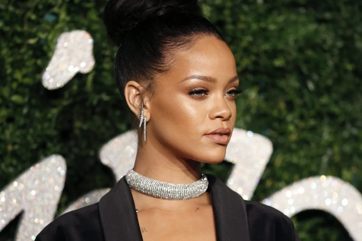 Barbadian pop star Rihanna poses for pictures on the red carpet upon arrival to attend the British Fashion Awards 2014 in London on December 1, 2014. (Justin Tallis/AFP/Getty Images)