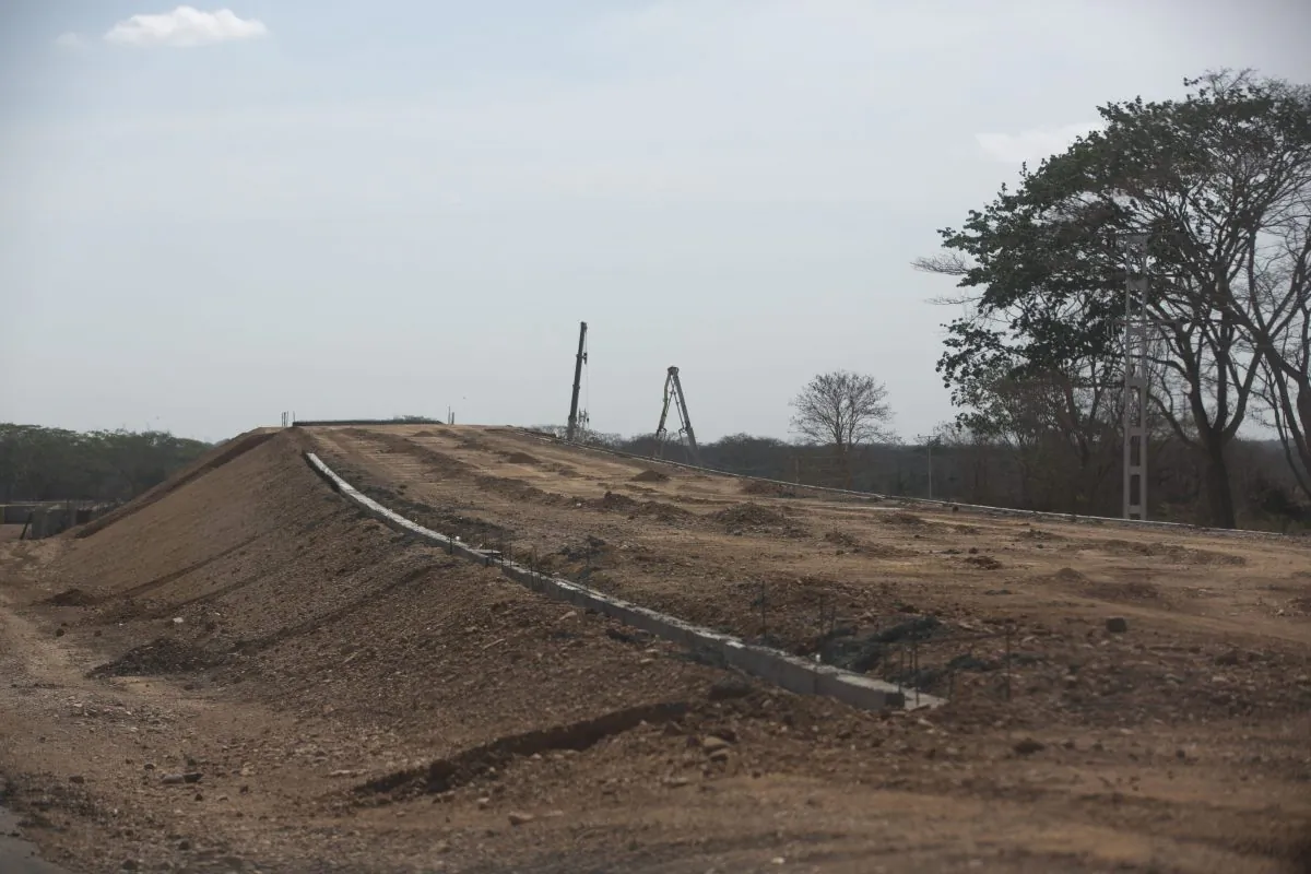 An unfinished road that was to be part of South America’s first high-speed train, a project abandoned by its Chinese managers, in El Sombrero, Guarico state, Venezuela, on March 21, 2016. Until recently, China had been a lifeline for Venezuela, bankrolling the last two administrations with a mix of cash, loans, and investment commitments. But lately, as China struggles with its own financial woes and the oil used as loan collateral has plunged in value, Venezuela is finding that kind of support harder to come by. (Ariana Cubillos/AP Photo)