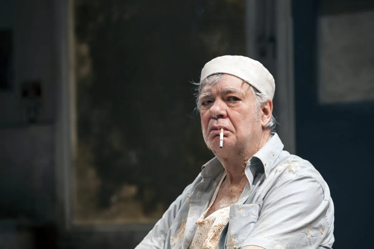 Matthew Kelly stars as an aging baker in “Toast.” (Oliver King)