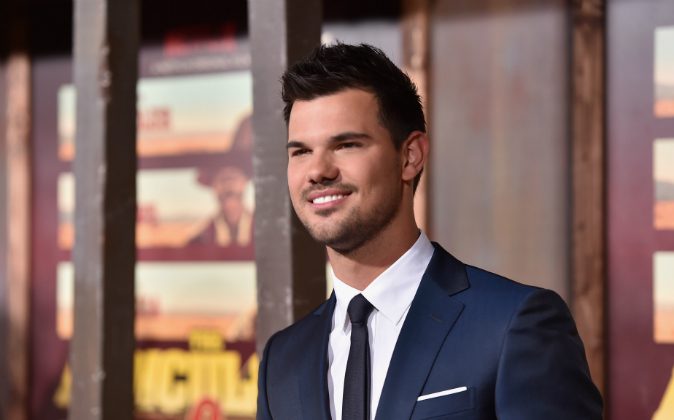 Actor Taylor Lautner attends the premiere of Netflix's 'The Ridiculous 6' at AMC Universal City Walk on November 30, 2015 in Universal City, California. (Alberto E. Rodriguez/Getty Images)
