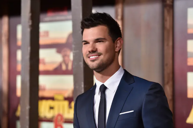 Actor Taylor Lautner attends the premiere of Netflix's 'The Ridiculous 6' at AMC Universal City Walk on November 30, 2015 in Universal City, California. (Alberto E. Rodriguez/Getty Images)

