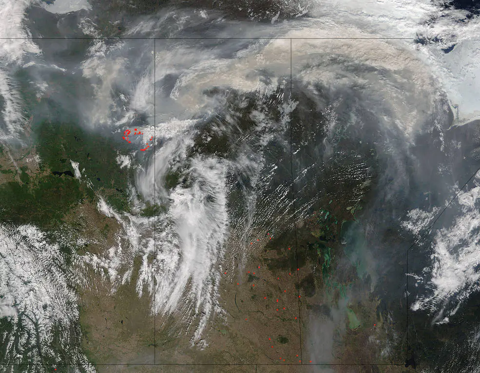 The Suomi NPP satellite captured this image on May 08, 2016, of the wildfires currently burning in Canada. (Courtesy:NASA/NOAA/DOD)