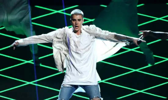 Justin Bieber Sued For Stealing Vocal Riffs For “Sorry”