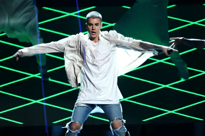 Recording artist Justin Bieber performs onstage during the 2016 Billboard Music Awards at T-Mobile Arena on May 22, 2016 in Las Vegas, Nevada. (Kevin Winter/Getty Images)