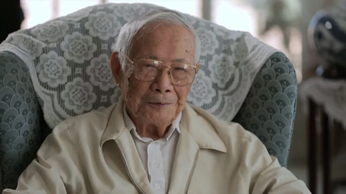 Screenshot of Xu Jiatun in the television program This Week by Hong Kong broadcaster Radio Television Hong Kong TV 31. (RTHK 31)