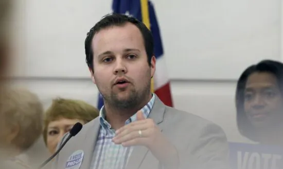 Josh and Anna Duggar Say They’re in Marriage Counseling