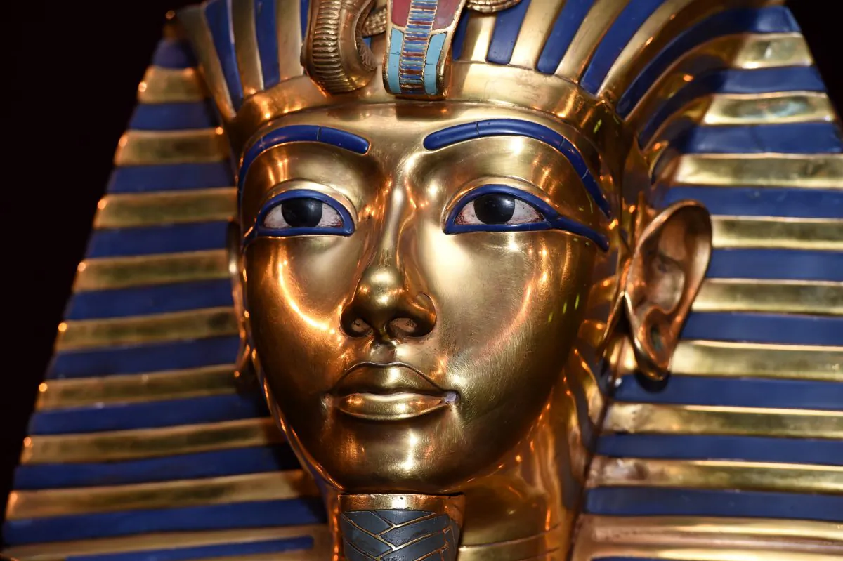 The burial mask of Egyptian Pharaoh Tutankhamun is shown during the 'Tutanchamun - Sein Grab und die Schaetze' Exhibition Preview at Kleine Olympiahalle on April 2, 2015 in Munich, Germany. (Photo by Hannes Magerstaedt/Getty Images)
