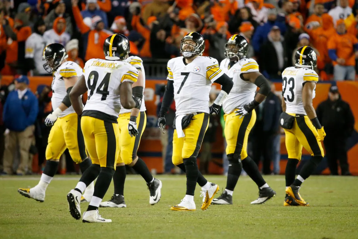 Ben Roethlisberger #7 of the Pittsburgh Steelers reacts after a play in the fourth quarter during the AFC Divisional Playoff Game against the Denver Broncos  at Sports Authority Field at Mile High on January 17, 2016 in Denver, Colorado.  (Doug Pensinger/Getty Images)