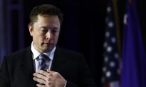 Elon Musk Worries AI Will Mean Humans End Up ‘Like the House Cat’