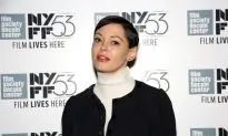Rose McGowan Isn’t a Fan of ‘X-men: Apocalypse’ Billboard Starring Jennifer Lawrence