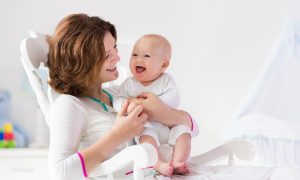 Raspberry Leaf Helps Keep Moms Strong Before and After Pregnancy