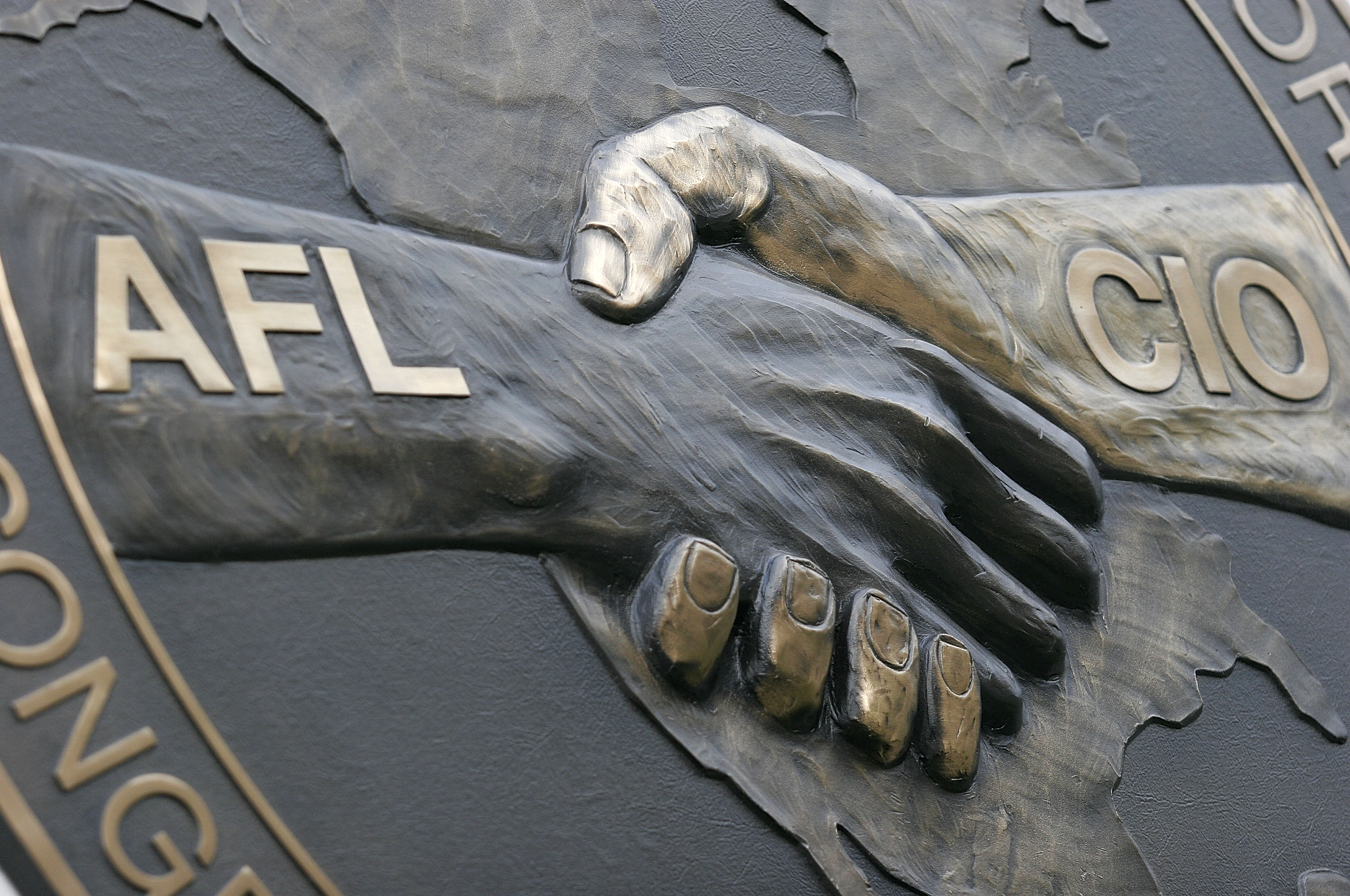AFL-CIO Splinters As Dissident Groups Announce Defection