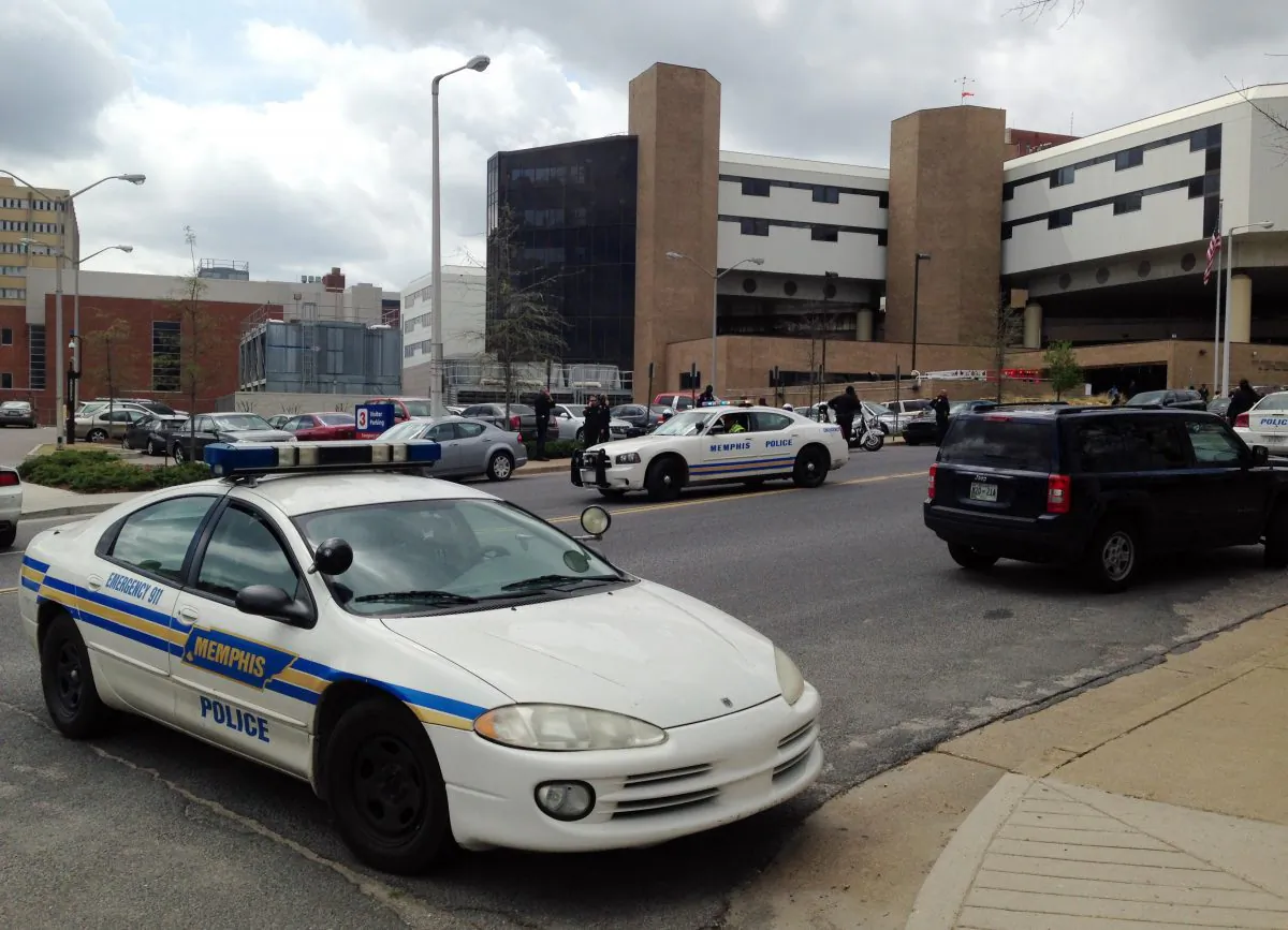 Memphis police block the street in front of a hospital in Memphis, Tenn., on April 2, 2015. (Adrian Sainz/AP Photo)