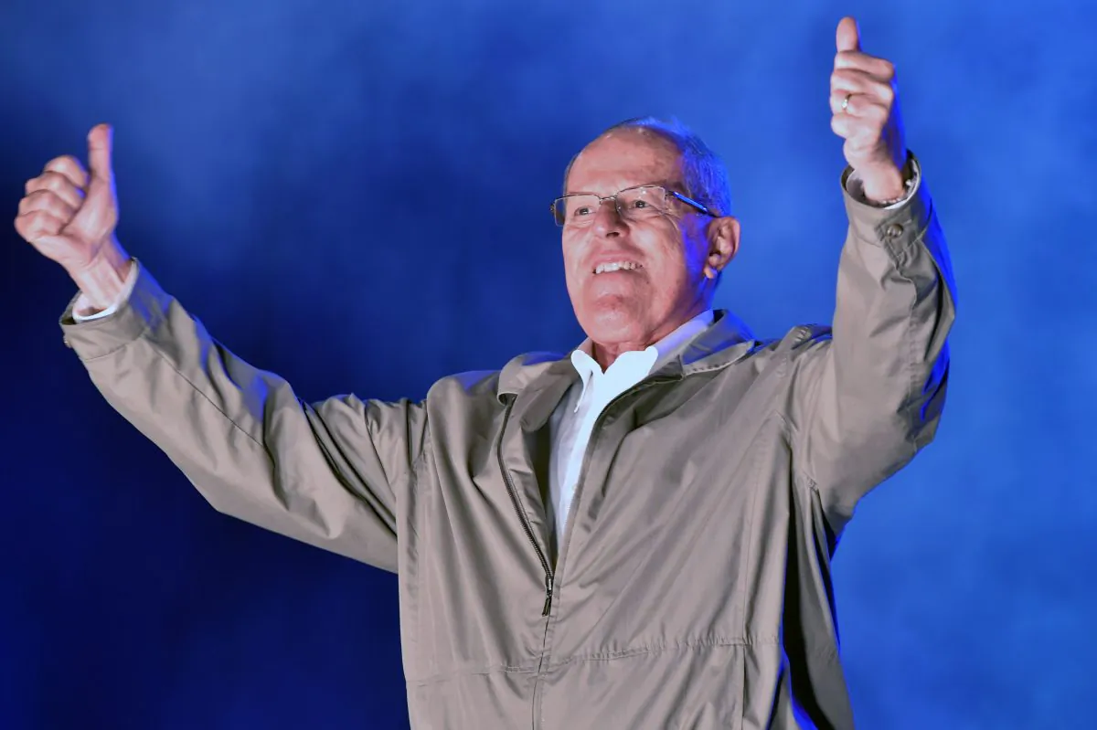 Peruvian presidential candidate for the "Peruvians for Change" party, Pedro Pablo Kuczynski, during a campaign rally in Lima on May 24, 2016. (Cris Bouroncle/AFP/Getty Images)