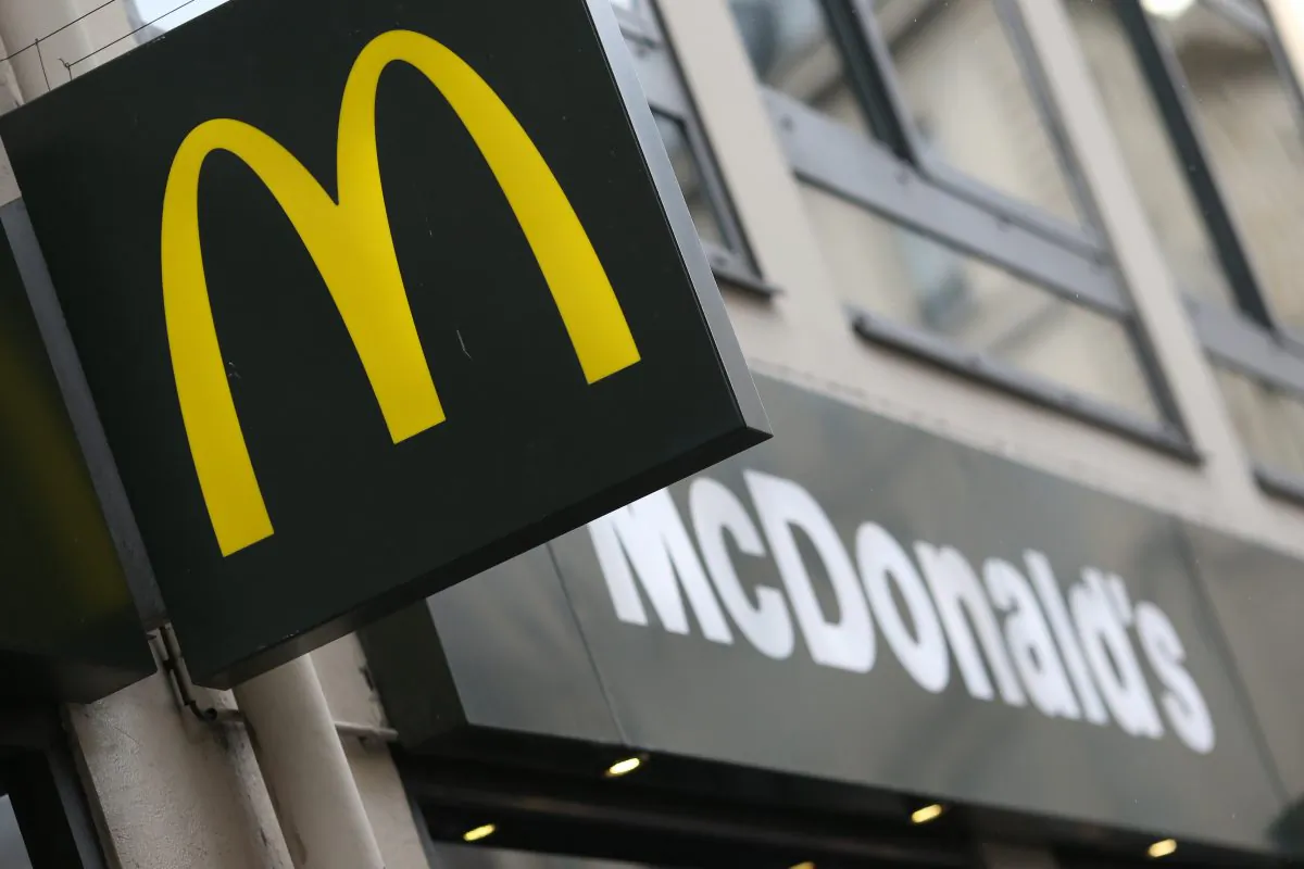 A picture taken on January 22, 2014 in Paris, shows the logo of a US fast food restaurant Mac Donald's.   (KENZO TRIBOUILLARD/AFP/Getty Images)