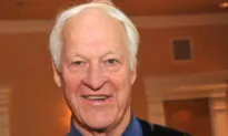 ‘Mr. Hockey’ Gordie Howe Dies at 88