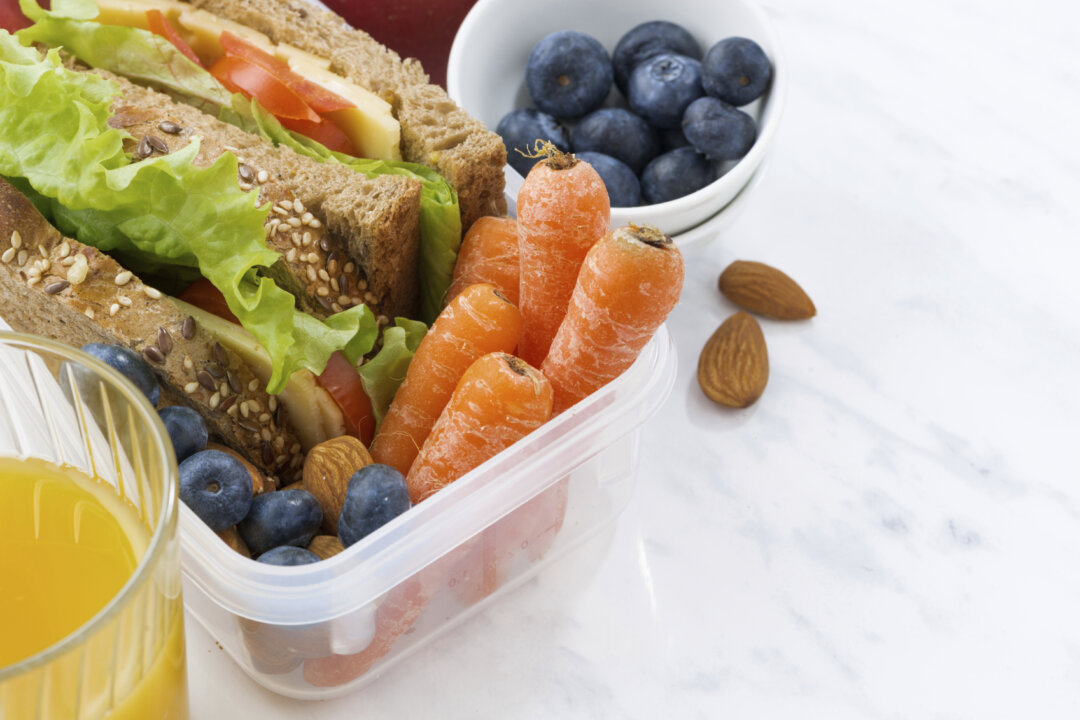 You should eat enough whole grains, beans, and vegetables to keep you full and satisfied. (Yulia_Davidovich/iStock)