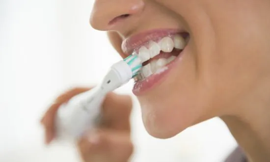 6 All-natural Ways to Get Whiter Teeth
