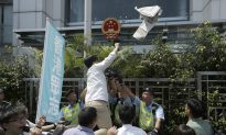 Hong Kong Bookseller’s Revelations Deepen Rift With Beijing