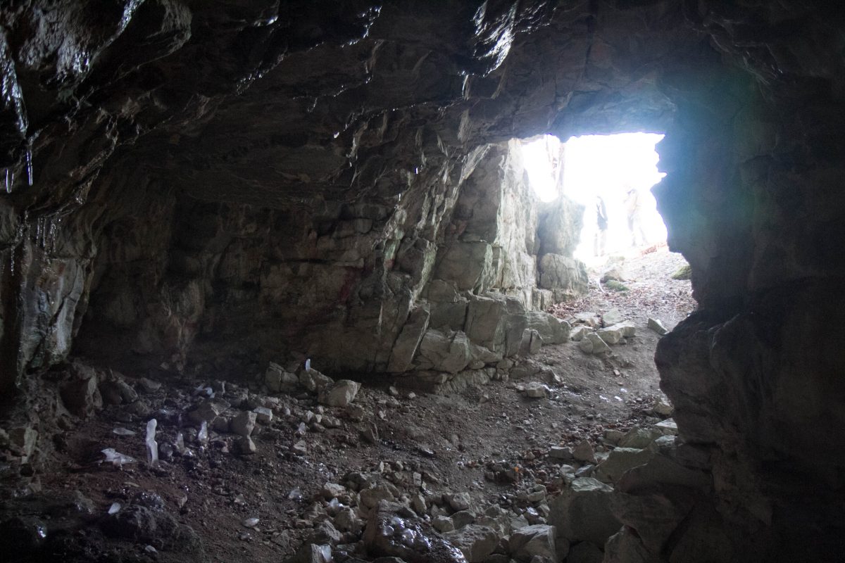 County to Sell Mining Land Next to Historic Caves