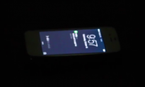 Two Women Became Temporarily Blind After Smartphone Use In Bed (Video)