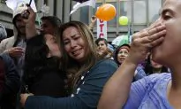 Colombians Cheer Deal Putting Them on Verge of Peace Accord