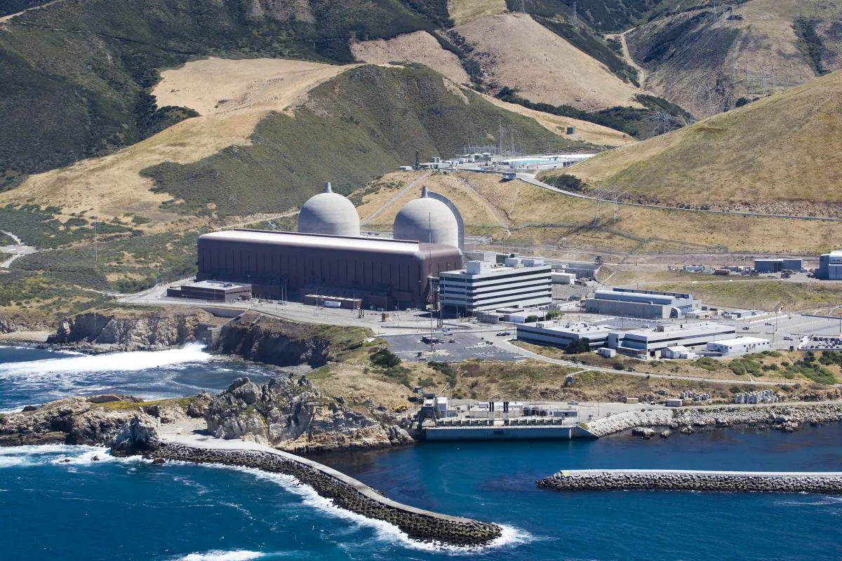 The Diablo Canyon Nuclear Power Plant, in Avila Beach, Calif., on June 20, 2010. (Joe Johnston/The Tribune (of San Luis Obispo) via AP)