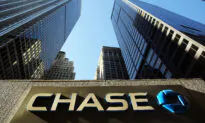 Chinese Set New Record for US Investments