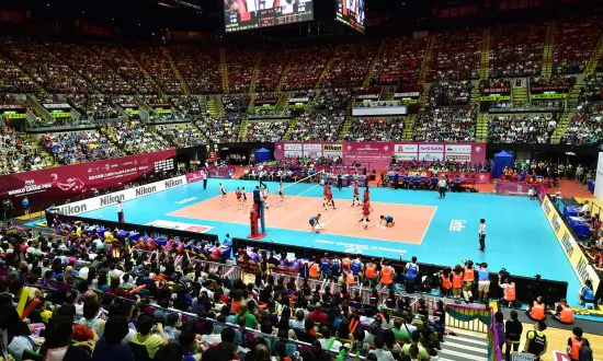 USA Top China to Head Standings, Netherlands Overcome Germany to Book Finals Place