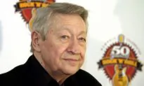 Elvis’s First Guitarist, Scotty Moore, Dies at 84