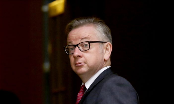 Leave campaigner and Secretary of State for Justice Michael Gove arrives for a cabinet meeting at 10 Downing Street in London, Monday, June 27, 2016. (AP Photo/Matt Dunham)