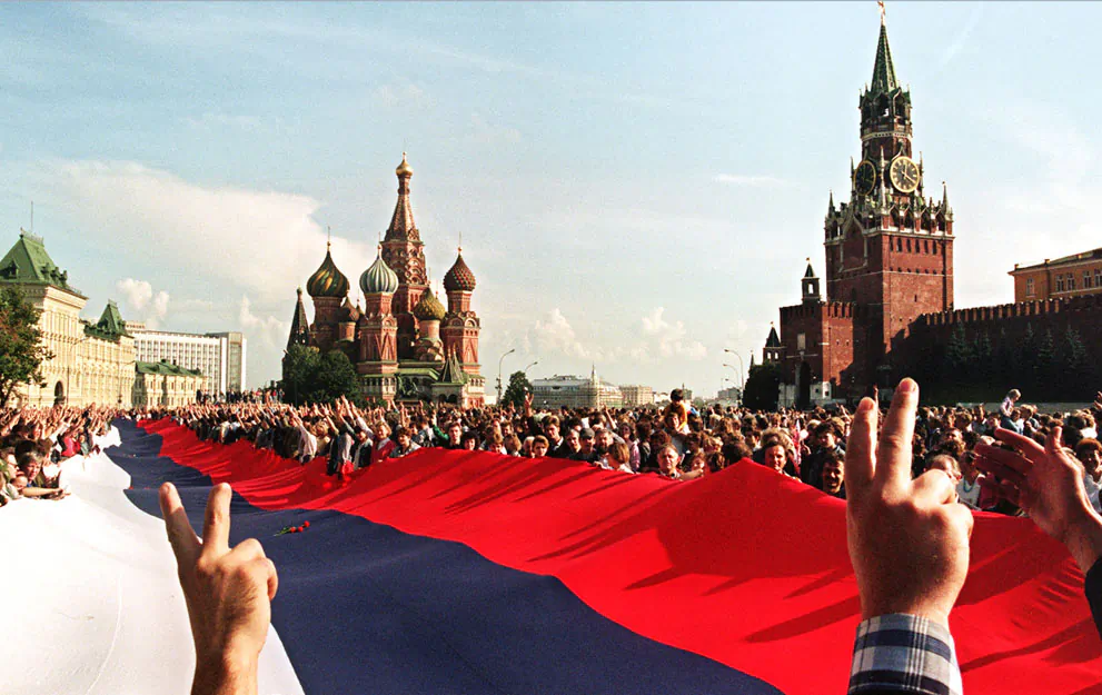 Celebrations in Moscow in August 1991 after the failure of a coup attempt by communist officials to remove reformist Soviet leader Mikhail Gorbachev.  (AFP/EPA/Alain-Pierre Hovasse)