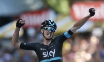Sky’s Chris Froome Wins Tour de France Stage Eight, Takes Yellow Jersey