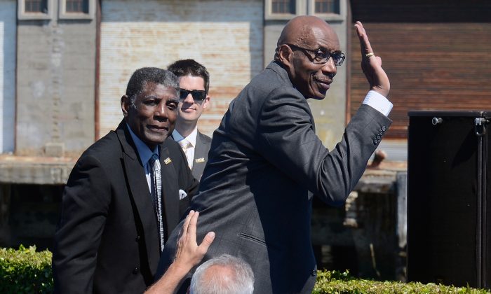 Former Golden State Warriors players (L-R) Al Attles and Nate Thurmond stand up and acknowledge the media at a press conference with the Golden State Warriors announcing plans to build a new sport and entertainment arena on the waterfront in San Francisco in time for the 2017-2018 NBA Season in San Francisco, Calif., on May 22, 2012. (Thearon W. Henderson/Getty Images)
