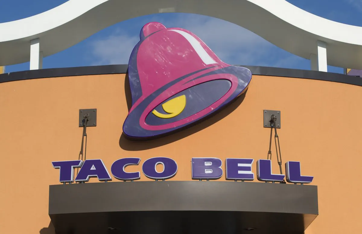 A Taco Bell fast-food restaurant is seen in New Carrollton, Maryland, on December 31, 2014. (Saul Loeb/AFP via Getty Images)
