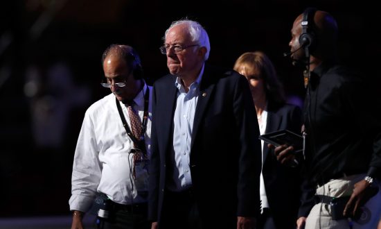 Bernie Sanders Gets Booed Over Support for Hillary Ahead of Democratic Convention