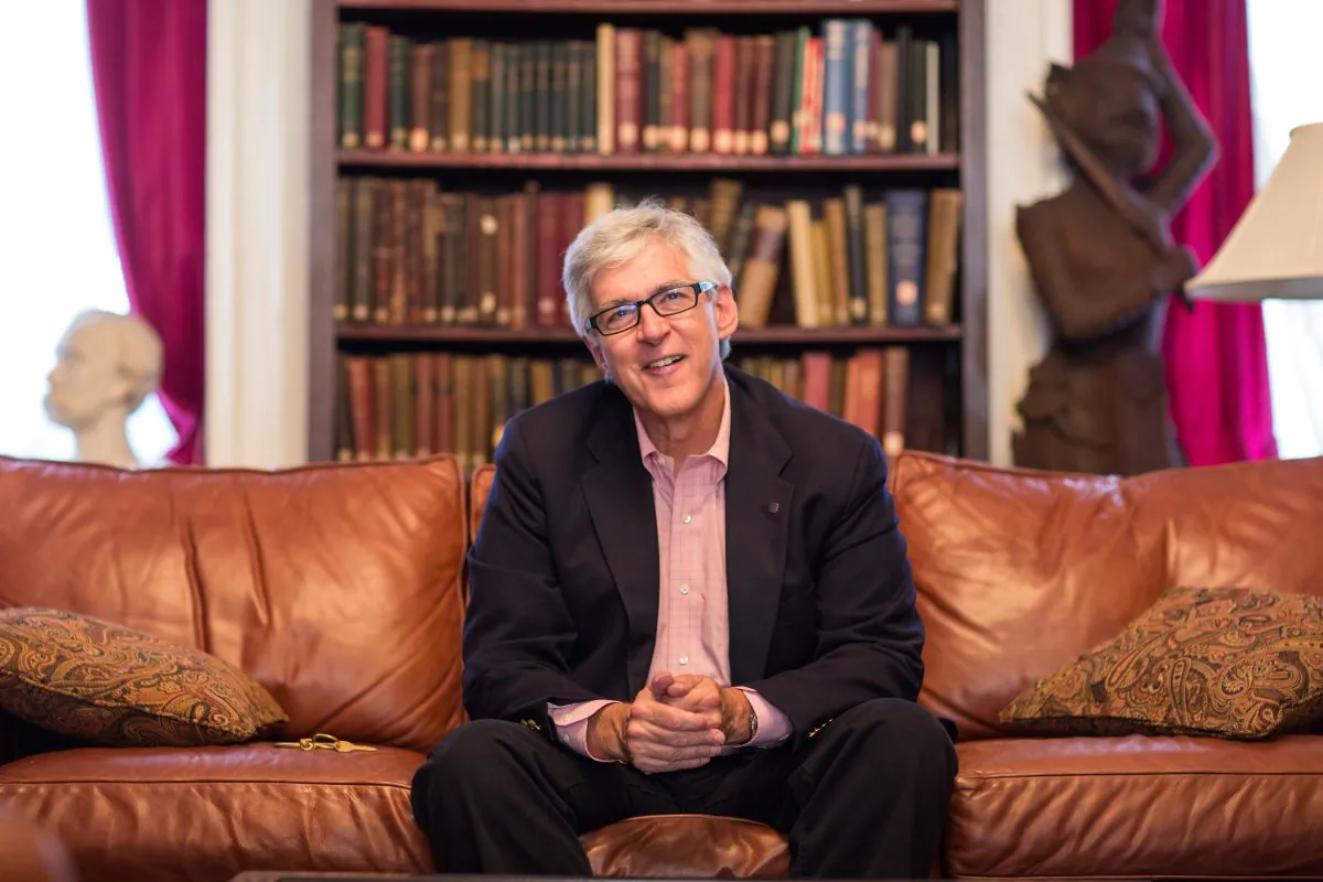 Robert W. Pillsbury, President of Salmagundi Club, in library of the club in New York on July 17, 2016. (Benjamin Chasteen/Epoch Times)