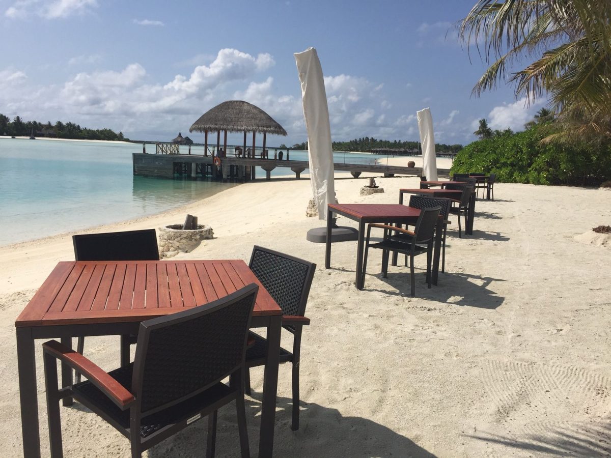 The beachside dining at Anantara Dhigu. (Janna Graber)