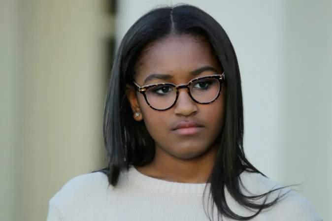 Sasha Obama, daughter of U.S. President Barack Obama is a waitress at Nancy's on Martha's Vineyard. (Chip Somodevilla/Getty Images)