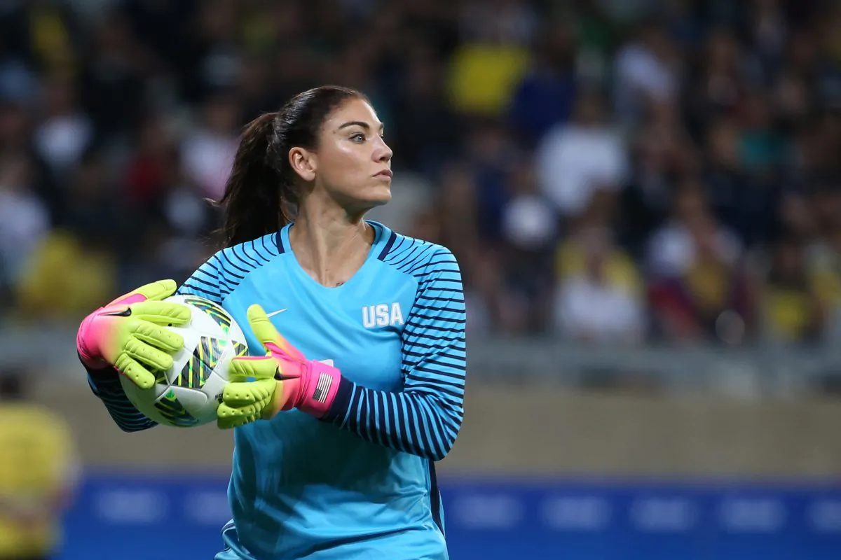 United States goalkeeper Hope Solo takes the ball during a women's Olympic football tournament match against New Zealand at the Mineirao stadium in Belo Horizonte, Brazil, on Aug. 3, 2016. (AP Photo/Eugenio Savio)