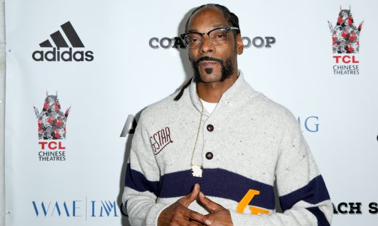 Snoop Dogg Files Trademark Application to Sell Hot Dogs Under ‘Snoop Doggs’ Brand