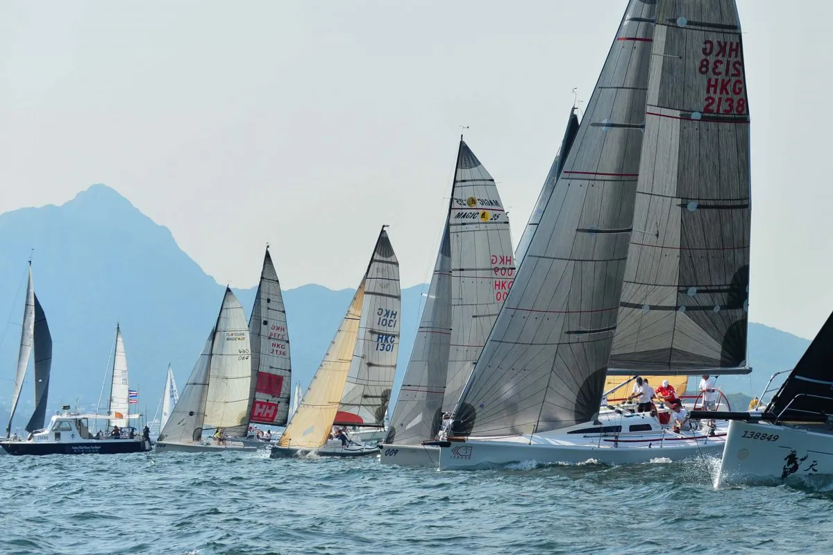 IRC and Sportsboats start the final race of the Hebe Haven 2016 Summer Saturday series, in Port Shelter on Saturday Aug 6, 2016. (Bill Cox/Epoch Times)