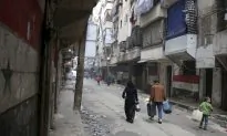 Doctors Save Lifeless Baby After Bomb Attack in Aleppo, Syria