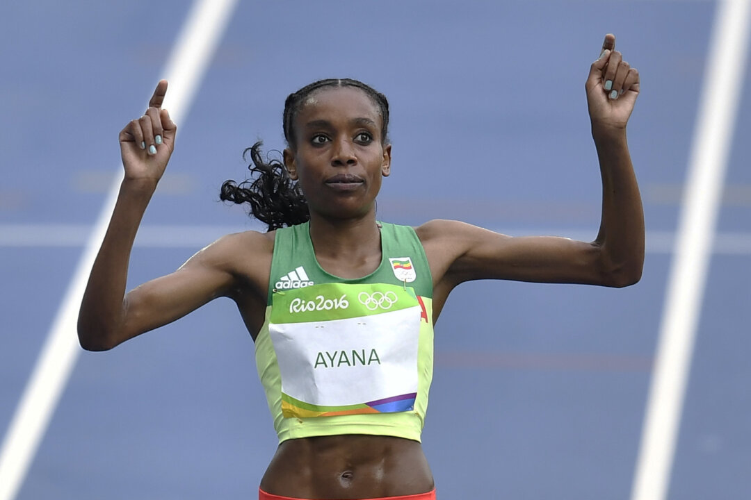 Ayana Gets World Record in Opener of Olympic Track Program | The Epoch ...
