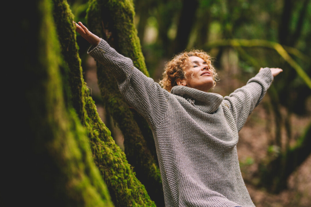Nature has a positive impact on hormone health. (Shutterstock)