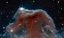 Take a Few Minutes to Tour Through Space: 10 Stunning Scenes