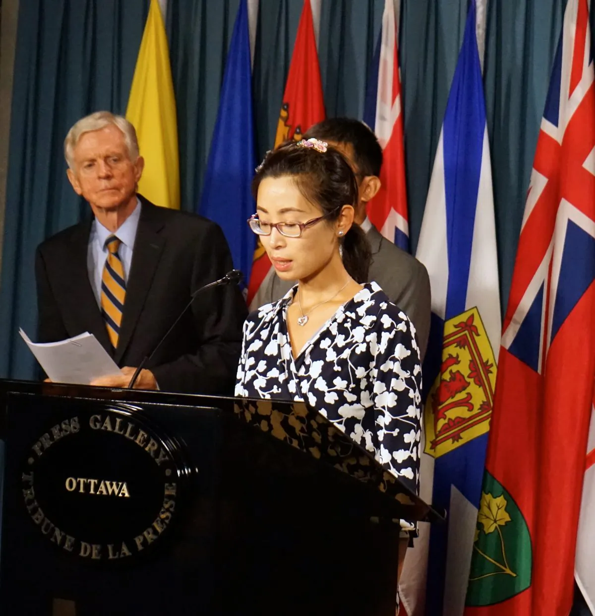 Hongyan Lu at a press conference in Ottawa. Asks Prime Minister Trudeau to get her mother released from prison in China./Pam McLennan/Epoch Times