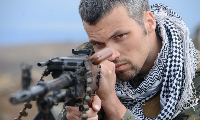 American Jordan Matson with the anti-ISIS forces fights with the Kurdish YPG in Syria in this file photo. (Kurdishtruggle/Flickr/CC BY)