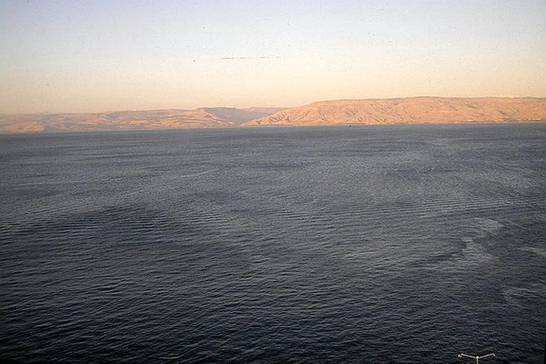 This shot of the Sea of Galilee was taken near the old city of Tiberias. The newly discovered structure is located just to the south. Photo by Deror Avi, through Wikimedia.